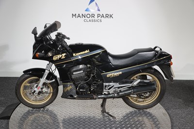 Lot 1989 Kawasaki GPZ900R