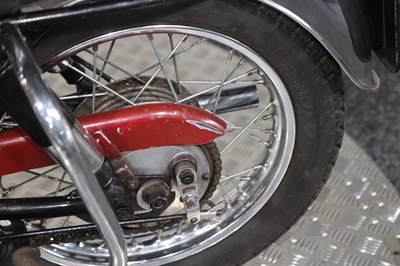 Lot 1961 Royal Enfield Crusader
