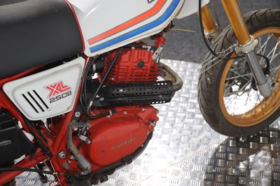 Lot c.1980 Honda XL250S