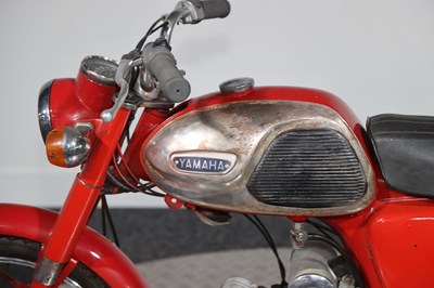 Lot 1971 Yamaha YG1
