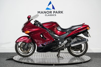 Lot 2000 Kawasaki ZZR1100