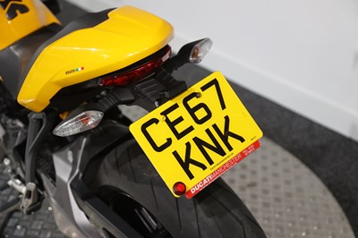Lot 2017 Ducati Monster 821