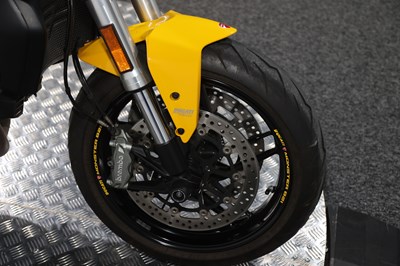 Lot 2017 Ducati Monster 821
