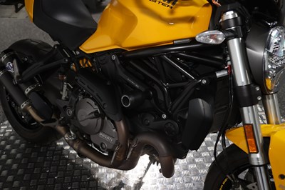 Lot 2017 Ducati Monster 821