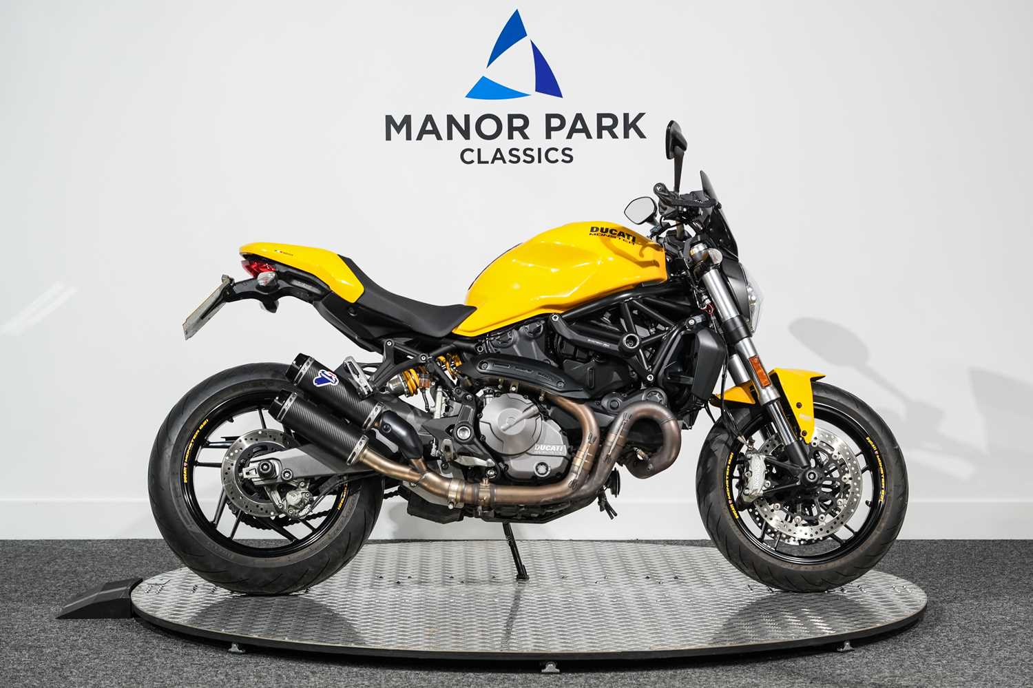 160 - 2017 Ducati Monster 821