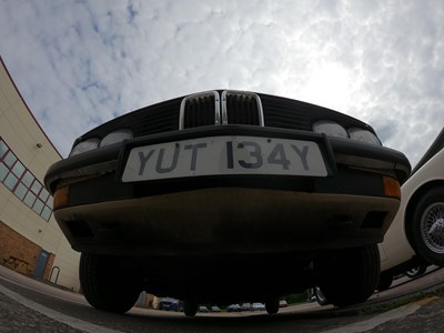 Lot 1982 BMW 520i (E28)