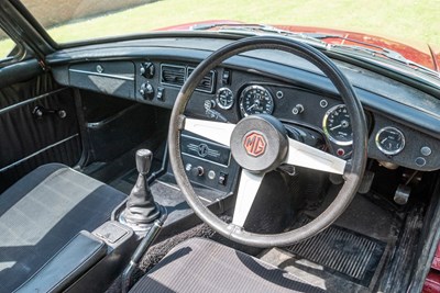 Lot 51 - 1973 MG B GT V8