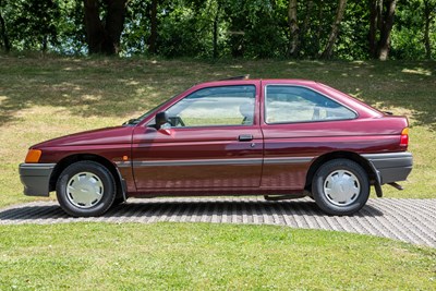Lot 65 - 1991 Ford Escort 1.4 LX Quartz