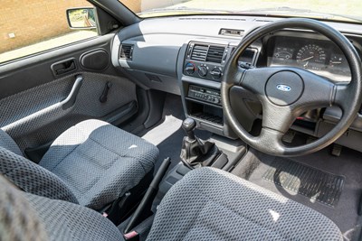 Lot 65 - 1991 Ford Escort 1.4 LX Quartz