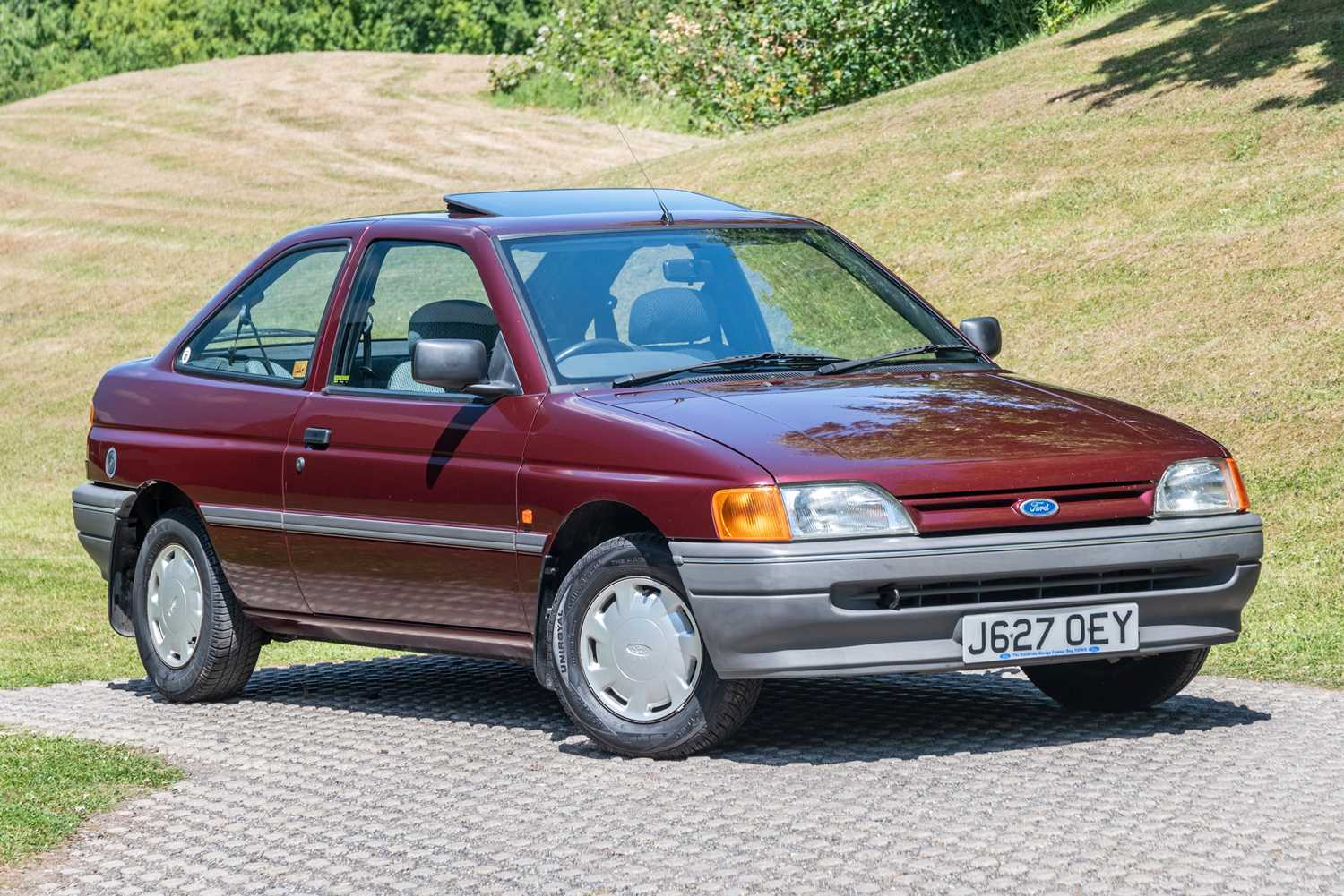 Lot 65 - 1991 Ford Escort 1.4 LX Quartz