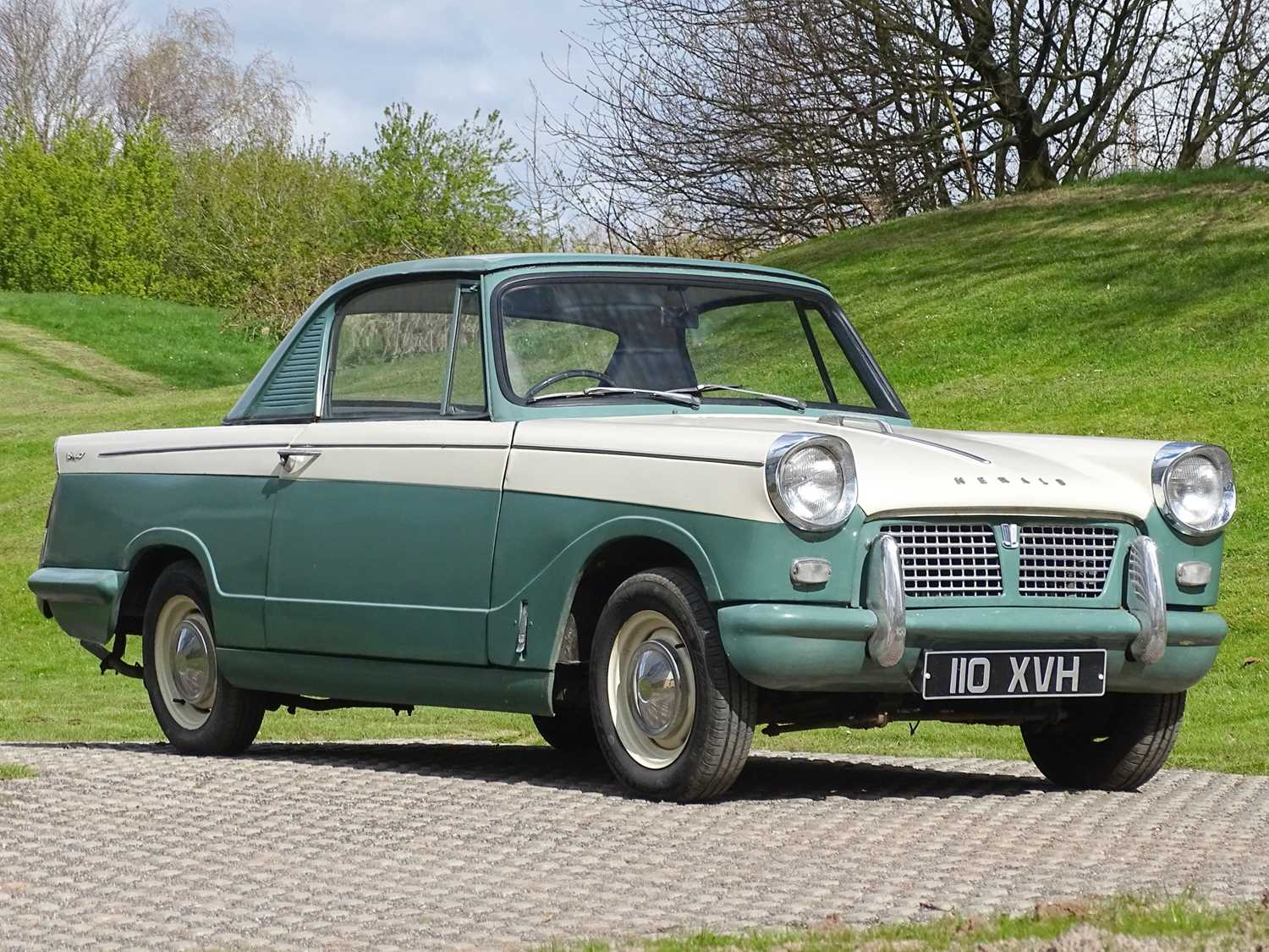 Lot 101 - 1961 Triumph Herald 1200 Coupe